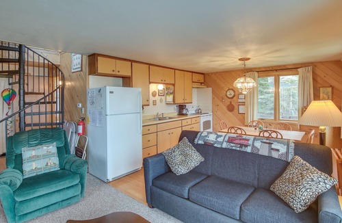 Baileys Harbor House | Serene Lakefront Baileys Harbor Home w/Deck!