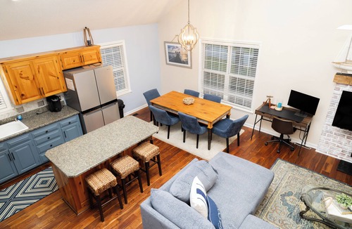 Henrico House | Serene Lakefront Escape with Sunset Views, Private Boathouse, and Endless Fun!