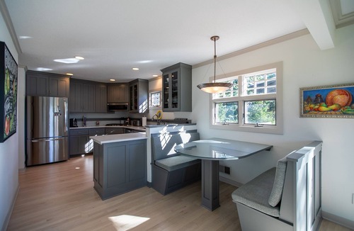 Minnetrista House | Serene Lakefront Home On Lake Minnetonka