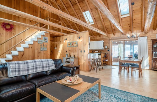 Big Rapids Cottage | Serene Lakefront Log Estate: 4-Acre Private Retreat with Sauna