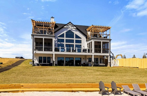Mineral House | Serene Lakefront Lake Anna, Beach, Dock, Pool