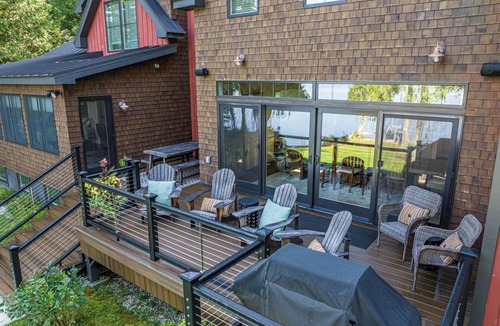 Embden House | Serene Lakeside Camp - Embden, ME