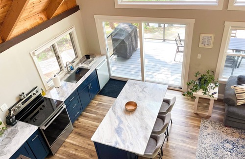 Lake Arrowhead House | Serene lakeside retreat