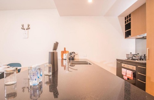 Leichhardt Apartment | Serene Leichhardt 2bed2bath APT (Lewisham Station)