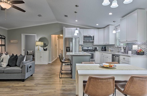 Boys Ranch House | Serene Live Oak Home w/Fire Pit by River + SOSMP!