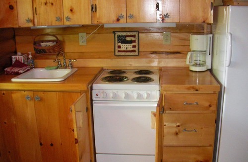 Middletown Cabin | Serene Log Cabin Nestled Among the Battlefields
