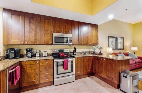 Royal Harbor Condo | Serene Luxury Awaits at Naples Bay Resort – Your Tropical Retreat!