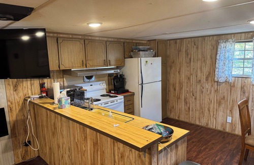Arley House | Serene mobile home with AC in charming Arley