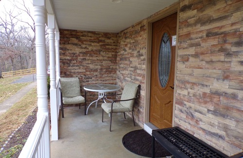 Potosi House | Serene, Modern, Cottage, access to a 60 Acre Lake