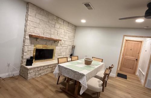 Colleyville House | Serene modern updated Colleyville home