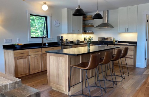 Sunday River Area Cabin | Serene Mountain Chalet Near Swimming Holes, 5BD+Loft, Hot Tub and Mountain Views