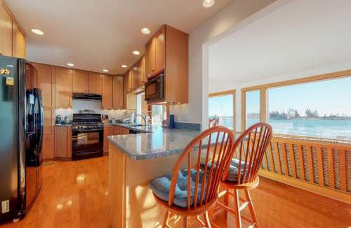 Newagen House | Serene Newagen House