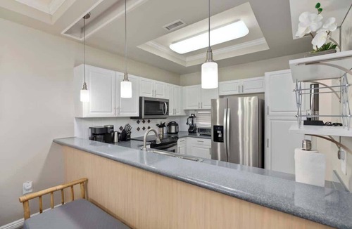 Kapolei Condo | Serene Oasis - Home Away from Home