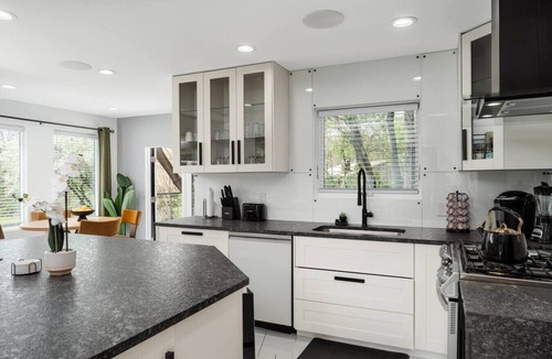 Rockford House | Serene Oasis Near Rock River | MGM Collection