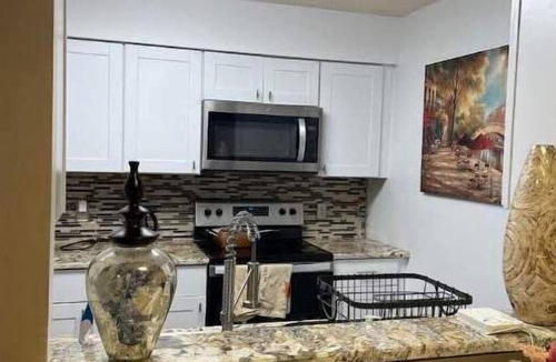 Woodridge House | Serene Oasis Waiting For You.