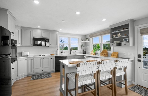 East Sandwich House | Serene Oceanfront Getaway w/Stunning Views