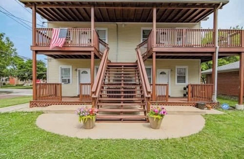 Forest Park Apartment | Serene One BD in Forest Park w/Parking & Balcony