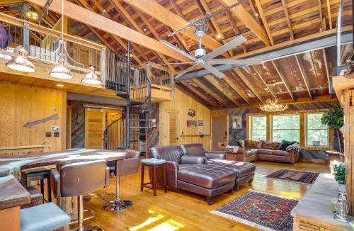 Pacific House | Serene Pacific Getaway Deck, Grill and Fire Pit!