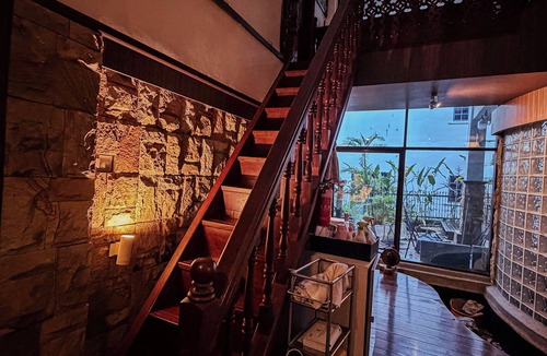 Taman Melawati Villa | Serene Palm Heritage Tropical Villa