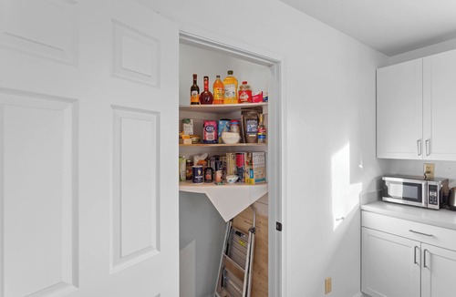 Palmer Cottage | Serene Palmer Home: Walk to Downtown & Riverfront!