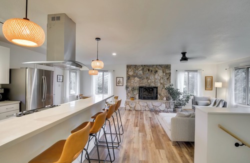 Palmer Cottage | Serene Palmer Home: Walk to Downtown & Riverfront!