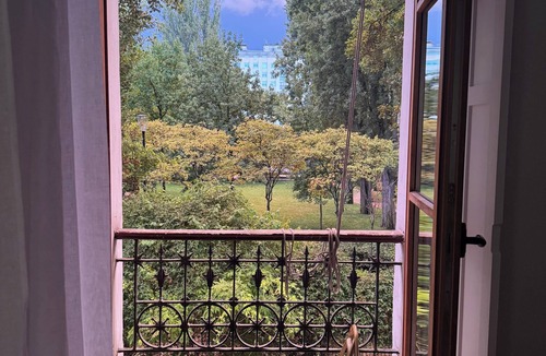 Charonne Apartment | Serene park view apartment in Paris, perfect for your getaway