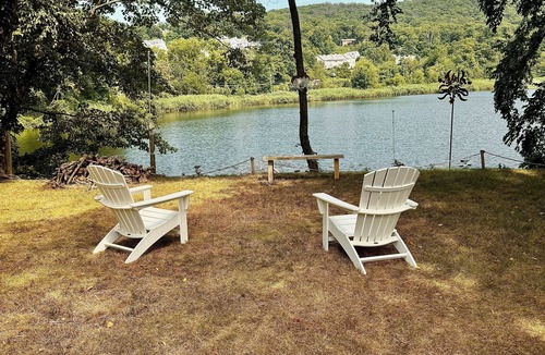 Fort Montgomery House | Serene Pond side Retreat Getaway at Bear Mountain NY