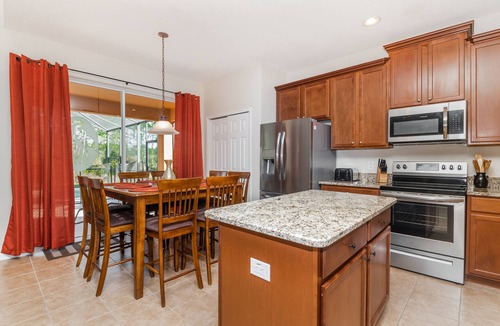 Watersong House | Serene Pool Home Overlooking Conservation Area 🌳🏊‍♂️