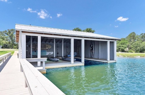 Athens House | Serene Ranch Retreat | Pine Cone Ranch Escape