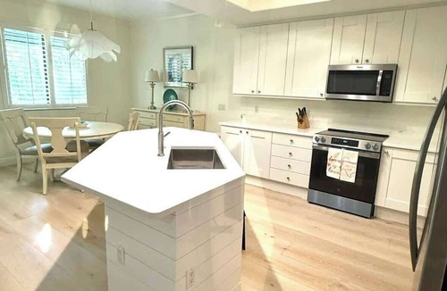 East Naples Apartment | Serene Resort Lifestyle Condo Near Beach & 5th Ave