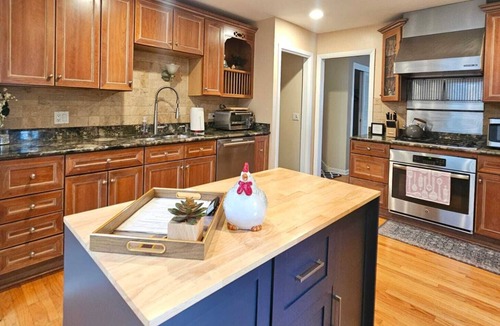 Highland Park House | Serene Retreat Awaits You!
