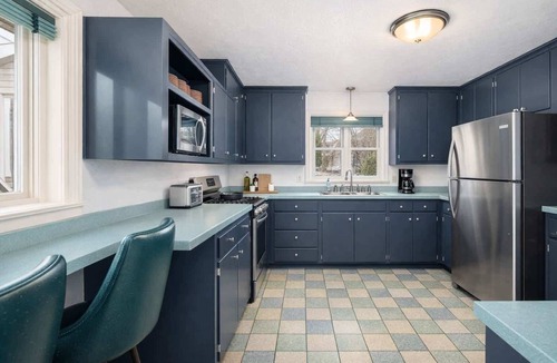 Appleton House | Serene Riverfront House w/Fireplace & Fast WiFi