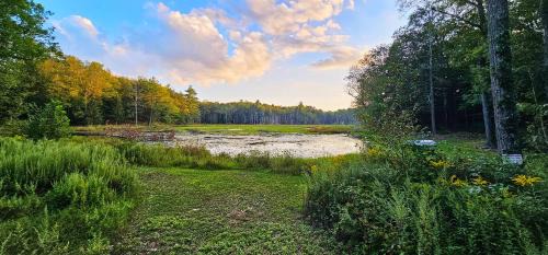 Cuddebackville House | Serene Rustic Retreat with Lake
