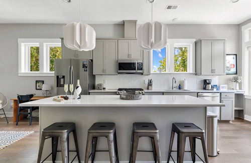 North Charleston House | Serene Sanctuary With Charming Porch | Oak Grove