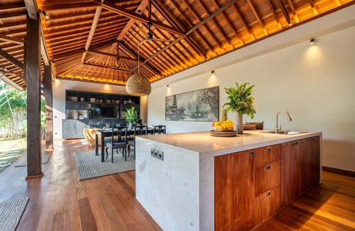 Padonan Villa | Serene Sanctuary - 3BR, Berawa