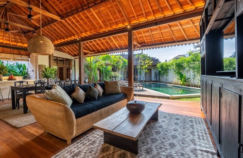 Padonan Villa | Serene Sanctuary - 3BR, Berawa