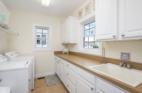 Caine Woods House | Serene Sea Captain by Seaside Vacations & Sales