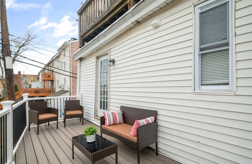Manayunk Apartment | Serene Silverwood – Spacious 2B/2B with Parking