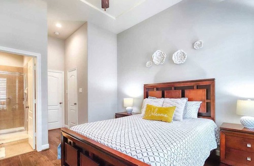 Jersey Village House | Serene Sky on Cherry Hills Dr #41586