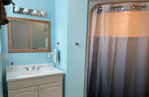 Guilford House | Serene, spacious, pets welcome!