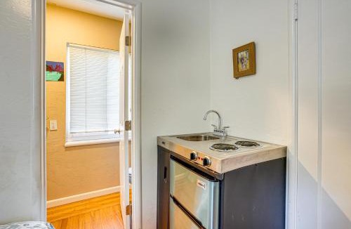 Castro Valley Apartment | Serene Studio in SF Suburbs Quiet and Cat Friendly!