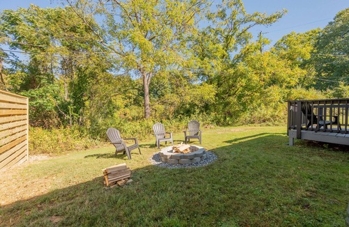 Blacksburg Villa | Serene Suite ~ Peaceful Setting