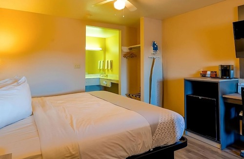 Sweet Home Hotel | Serene Unit by La Terraza Mexican Grill, Outdoor Pool & Parking on Site