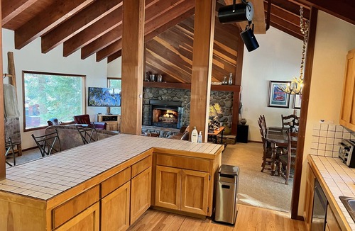 Truckee House | Serene Vistas at Northstar