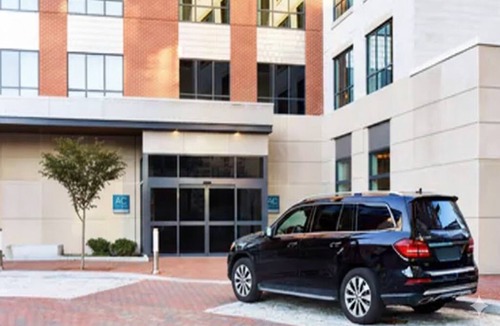 Portland Hotel | Serene Waterfront Room in Portland Perfect for Couples – Near Casco Bay Ferry