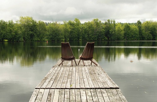 Springfield House | Serene Waterfront Getaway - Paddle Board Canoe