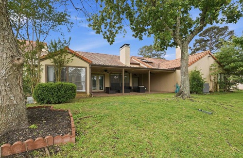 Crosby House | Serene Waterfront Haven Spacious 3BR Townhouse In Newport