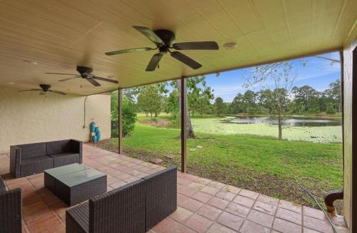 Crosby House | Serene Waterfront Haven Spacious 3BR in Newport