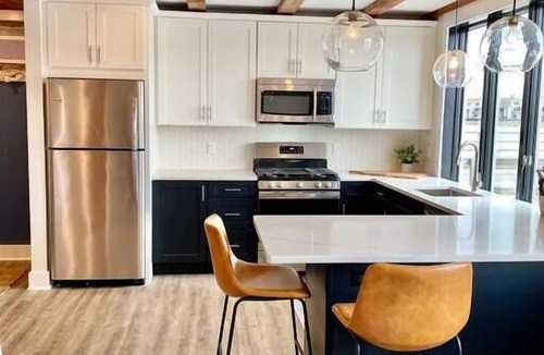 Portsmouth Apartment | Serene Waterfront Studio in Downtown Portsmouth