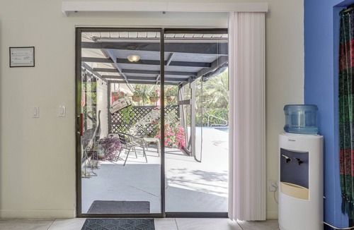 Hunt Club Apartment | Serene West Palm Beach Gem: Outdoor Entertainment!